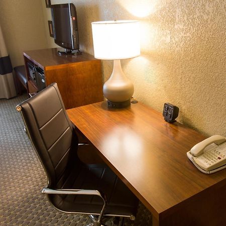 Comfort Suites Grand Rapids South Kentwood Екстер'єр фото