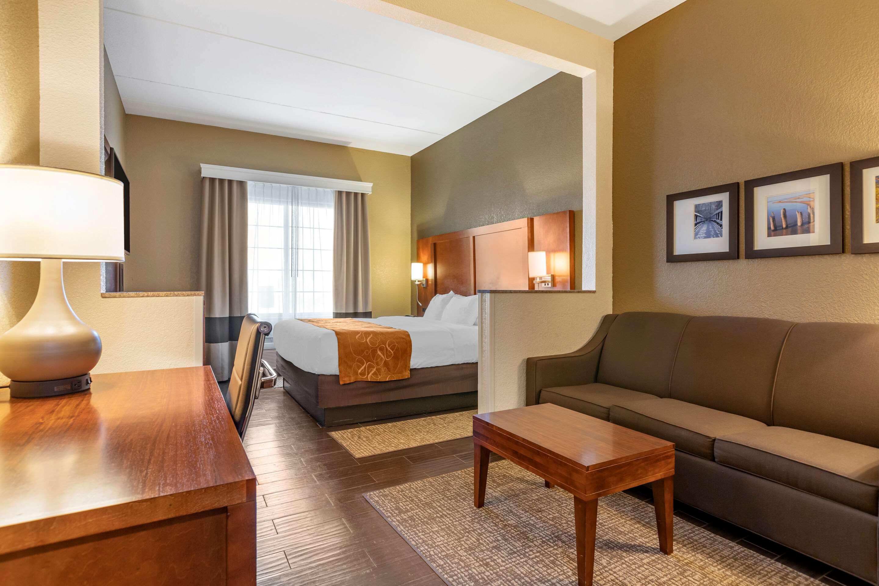 Comfort Suites Grand Rapids South Kentwood Екстер'єр фото