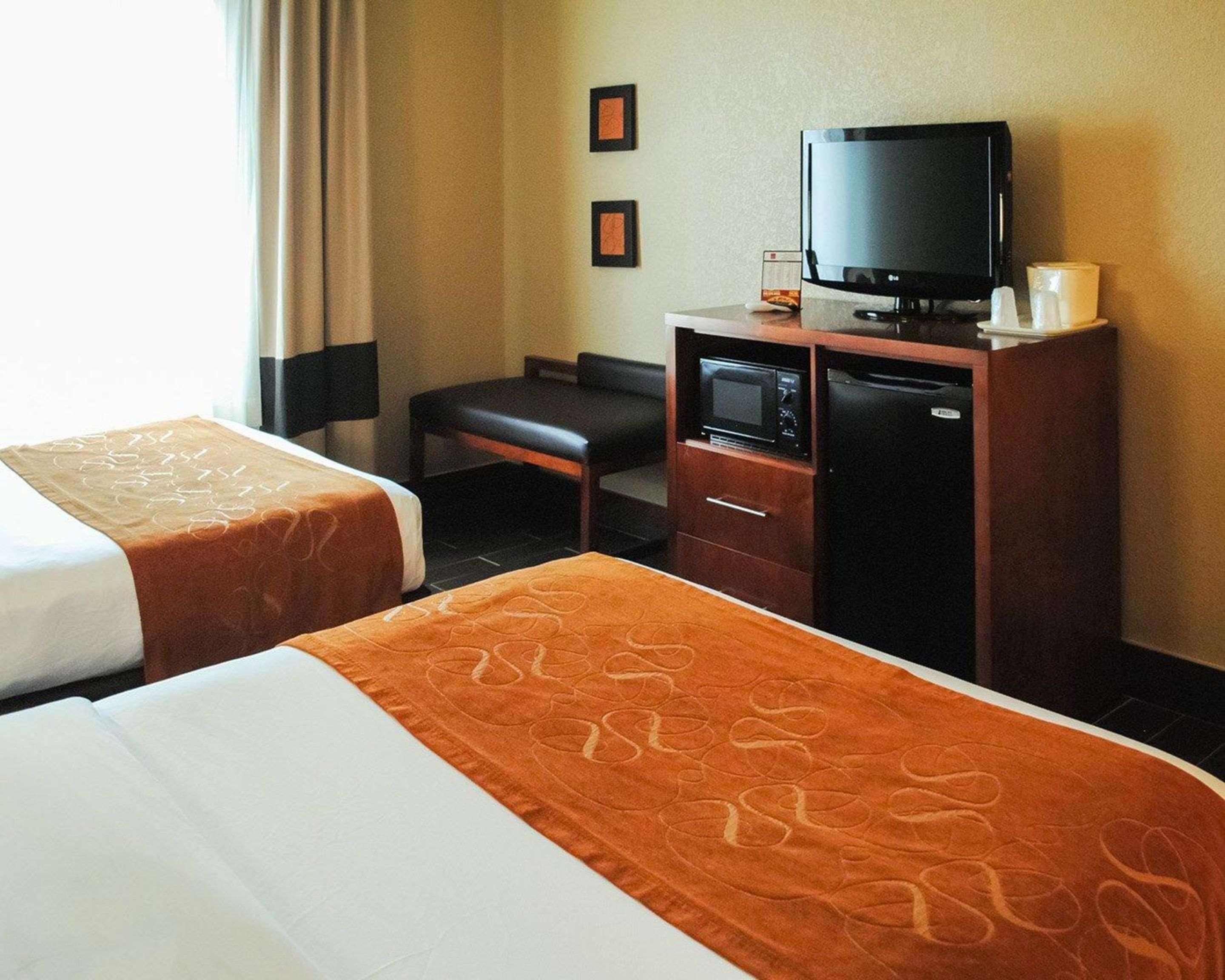 Comfort Suites Grand Rapids South Kentwood Екстер'єр фото