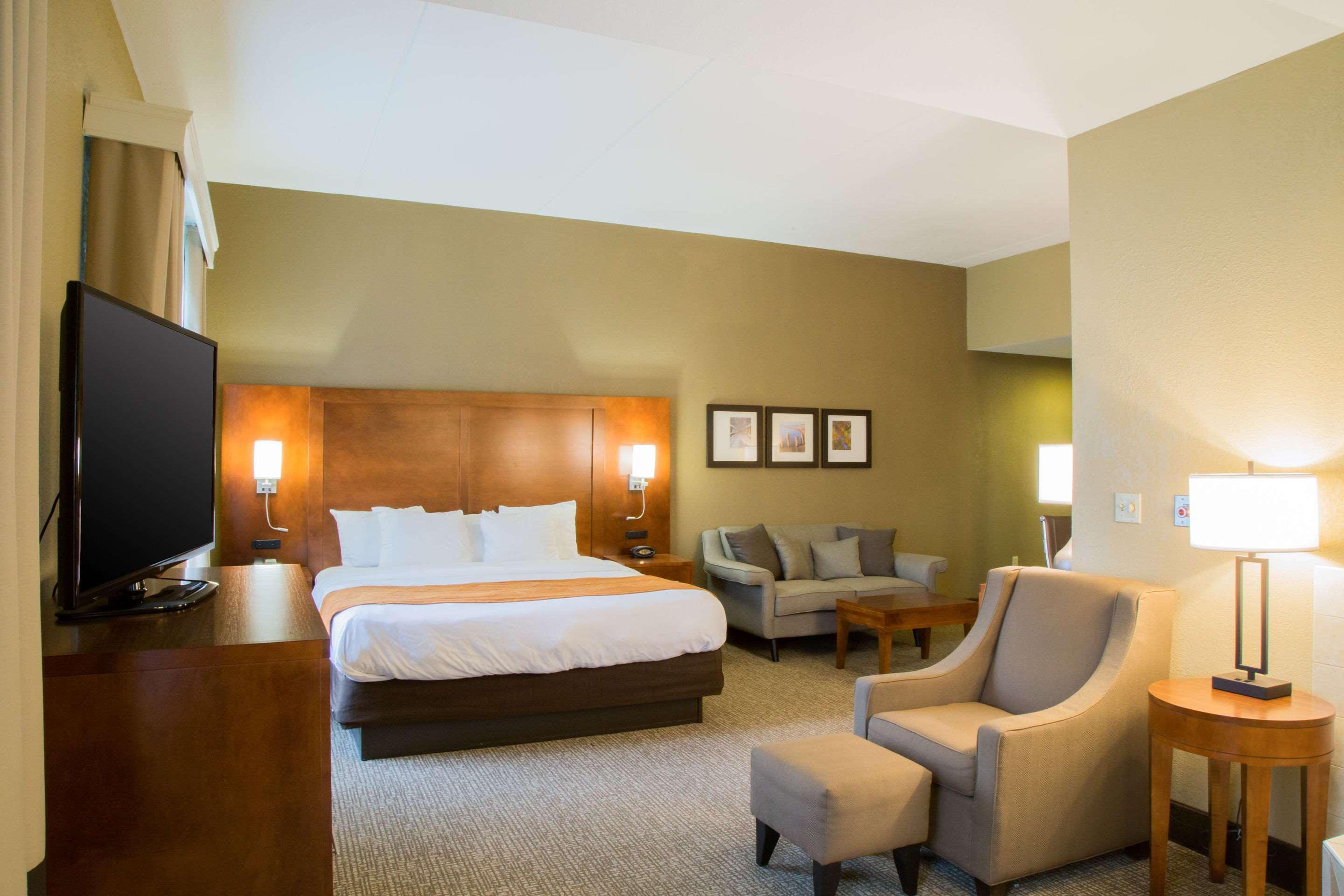 Comfort Suites Grand Rapids South Kentwood Екстер'єр фото